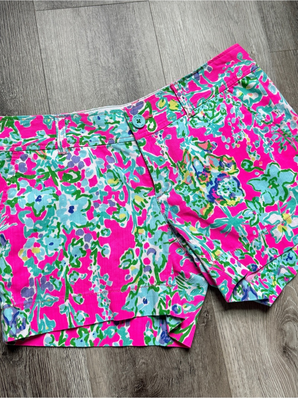Lilly Pulitzer Callahan Women's Chino Shorts Size 4 Floral Cotton Zip - 0206